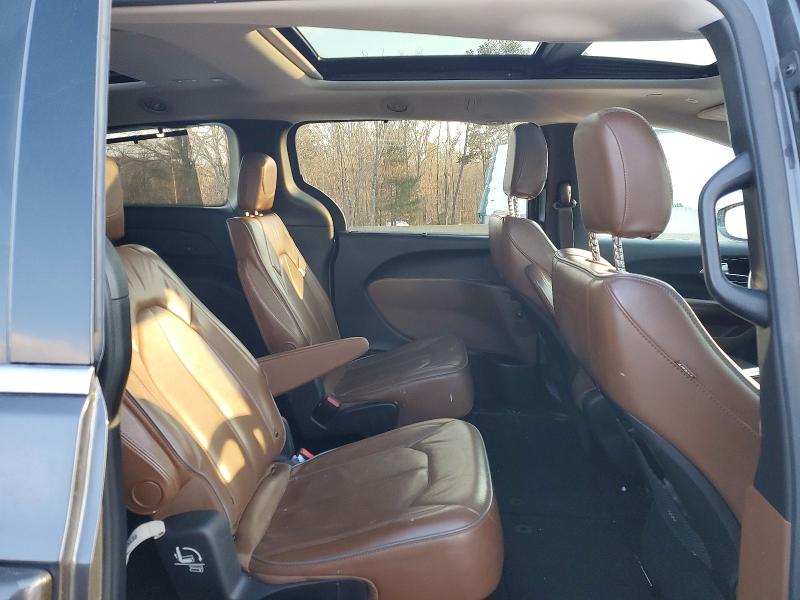 Photo 11 from auction – 2018 CHRYSLER PACIFICA with VIN 2C4RC1GG0JR182734