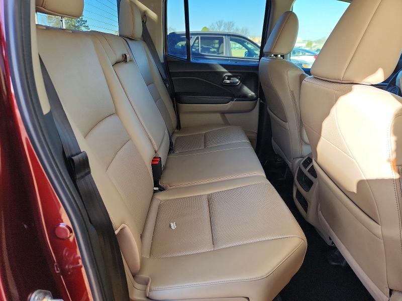 Photo 10 from auction – 2017 HONDA RIDGELINE with VIN 5FPYK2F50HB003657