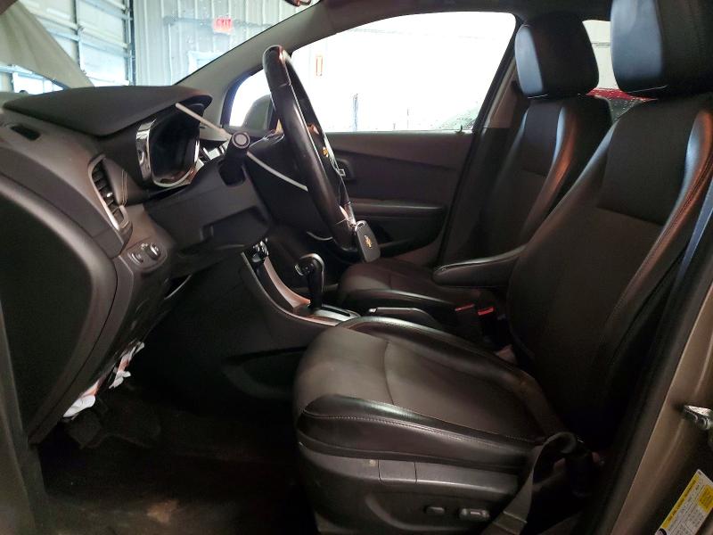 Photo 7 from auction – 2021 CHEVROLET TRAX 1LT with VIN KL7CJPSB5MB355142
