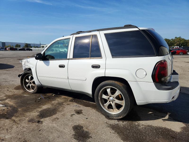 Photo 2 from auction – 2007 CHEVROLET TRAILBLAZER with VIN 1GNDS13S472223890