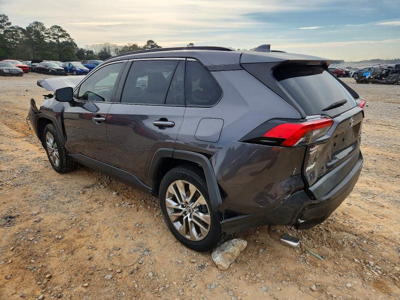 Photo 2 from auction – 2019 TOYOTA RAV4 XLE P with VIN JTMC1RFVXKJ003034