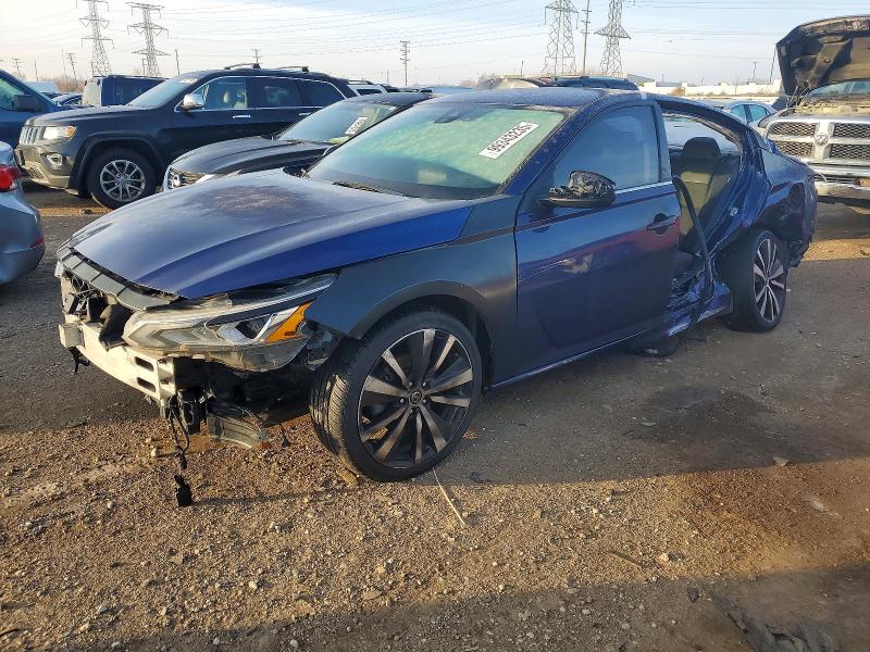 NISSAN ALTIMA SR 2020 with VIN 1N4BL4CV3LC136596 - Photo from auction