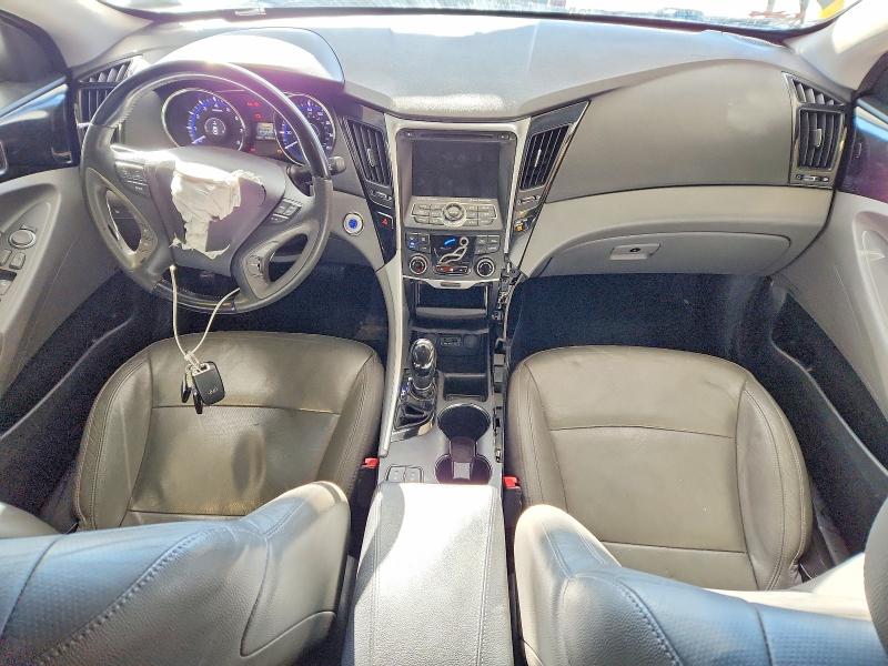 Photo 8 from auction – 2012 HYUNDAI SONATA SE with VIN 5NPEC4AC8CH475447