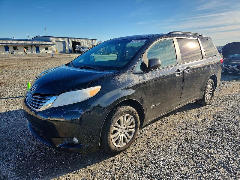 TOYOTA SIENNA 2015 with VIN 5TDYK3DC4FS560564 - Photo from auction