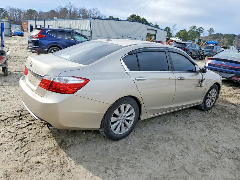 Photo 3 from auction – 2013 HONDA ACCORD EXL with VIN 1HGCR2F85DA128750