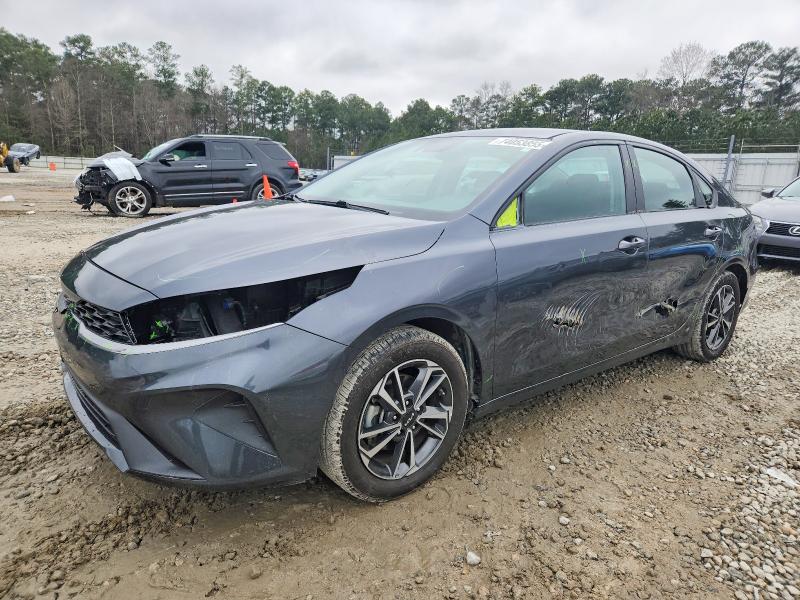 KIA FORTE LX 2023 with VIN 3KPF24AD4PE600678 - Photo from auction