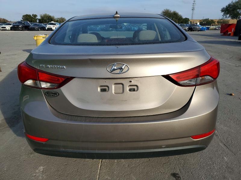 Photo 6 from auction – 2016 HYUNDAI ELANTRA SE with VIN 5NPDH4AE1GH760026