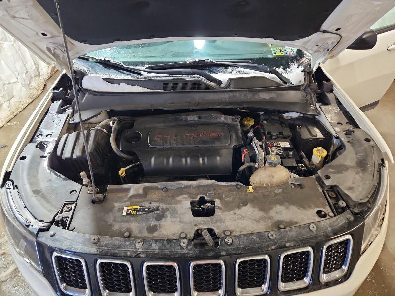 Photo 12 from auction – 2018 JEEP COMPASS SP with VIN 3C4NJDAB9JT419043