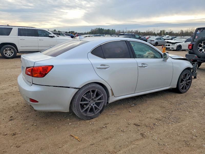 Photo 3 from auction – 2008 LEXUS IS 250 with VIN JTHBK262482059249