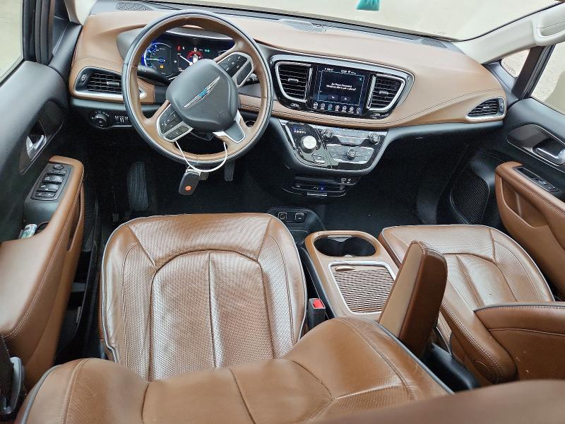Photo 8 from auction – 2018 CHRYSLER PACIFICA with VIN 2C4RC1N70JR339682