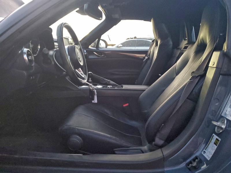 Photo 7 from auction – 2020 MAZDA MX-5 MIATA with VIN JM1NDAD72L0417549