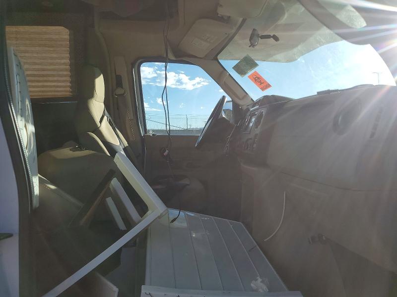 Photo 5 from auction – 2017 FORD ECONOLINE with VIN 1FDWE3FSXHDC55289