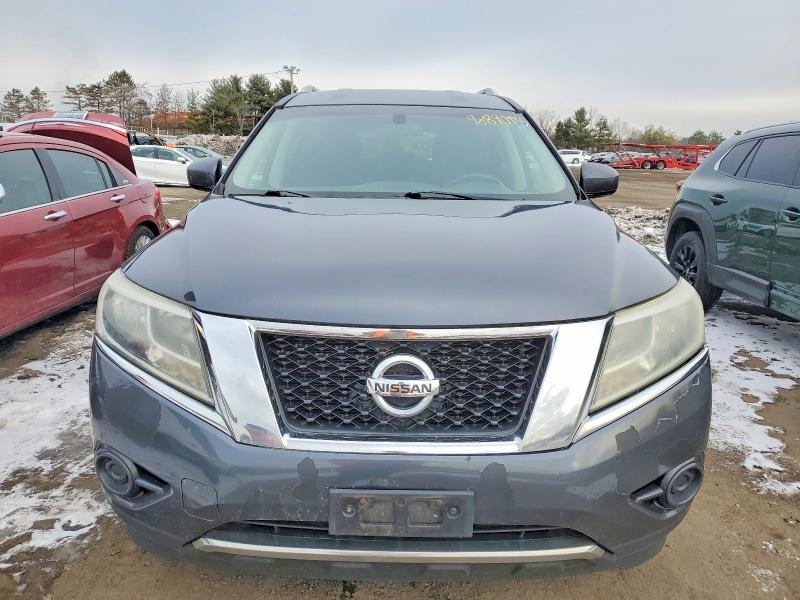 Photo 5 from auction – 2013 NISSAN PATHFINDER with VIN 5N1AR2MM2DC624644