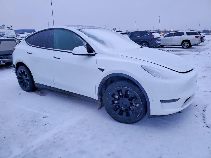 Foto 4 de la subasta – 2023 TESLA MODEL Y con VIN 7SAYGDEE7PA083772