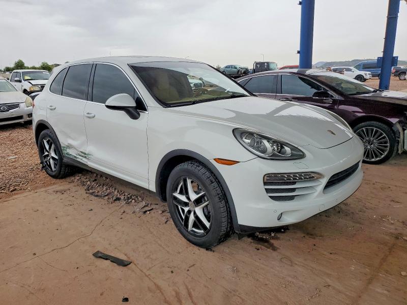 Photo 4 from auction – 2014 PORSCHE CAYENNE with VIN WP1AA2A28ELA97725