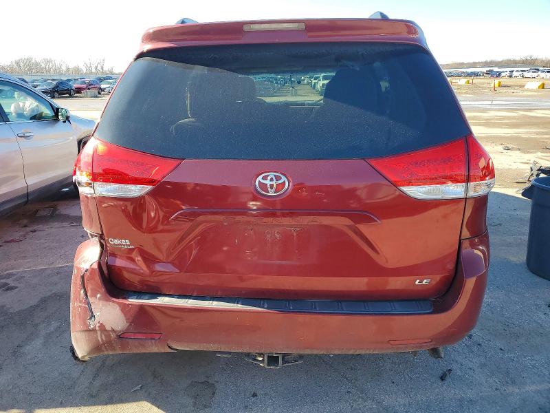 Photo 6 from auction – 2014 TOYOTA SIENNA LE with VIN 5TDKK3DC5ES460915
