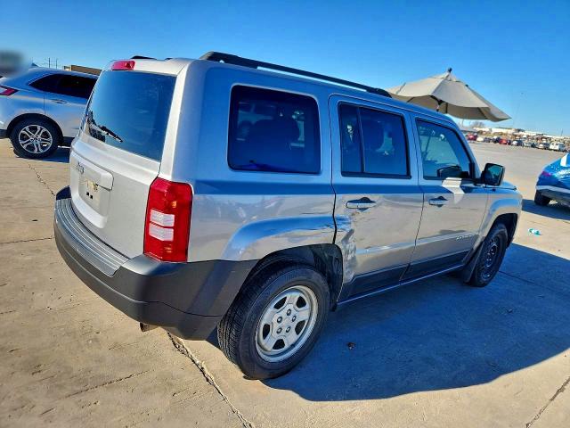 Photo 3 from auction – 2016 JEEP PATRIOT SP with VIN 1C4NJPBB2GD576444