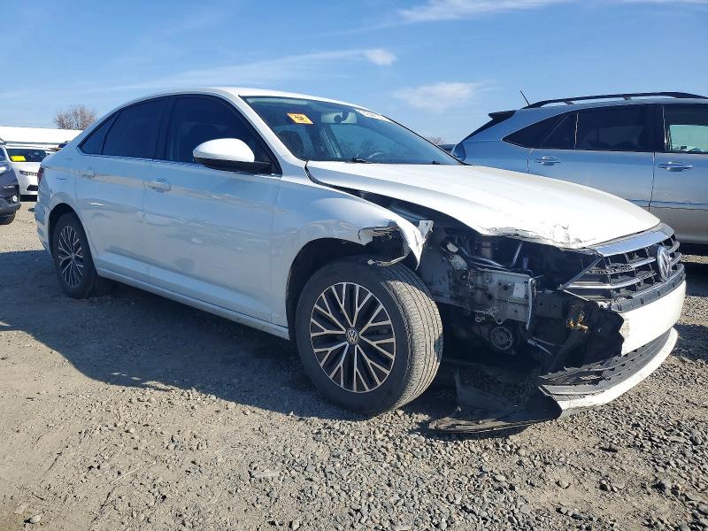 Photo 4 from auction – 2021 VOLKSWAGEN JETTA with VIN 3VWC57BU7MM082302
