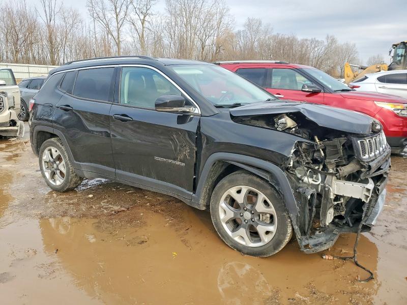Photo 4 from auction – 2019 JEEP COMPASS with VIN 3C4NJDCB9KT617653