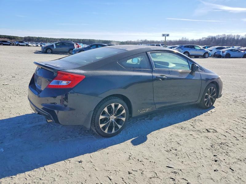 Photo 3 from auction – 2013 HONDA CIVIC SI with VIN 2HGFG4A54DH702316