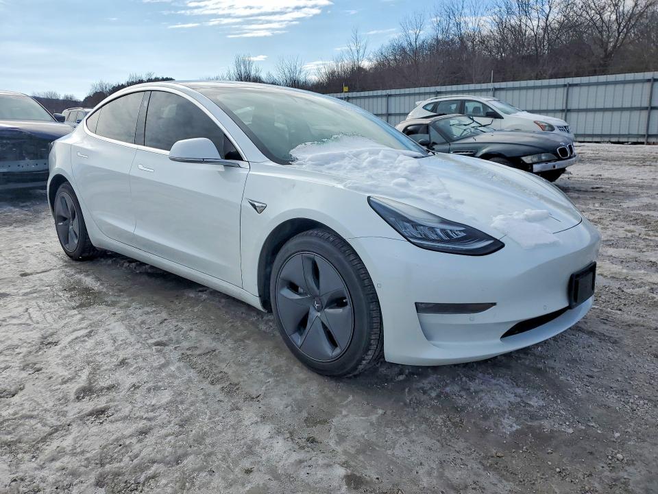 Foto 4 de la subasta – 2019 TESLA MODEL 3 con VIN 5YJ3E1EA3KF425111