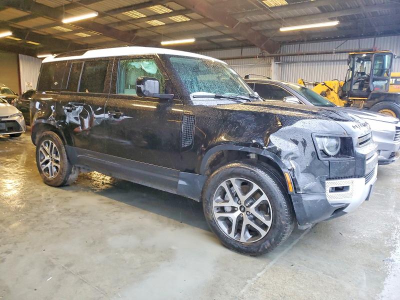 Photo 4 from auction – 2023 LAND ROVER DEFENDER 1 with VIN SALEP7EU1P2111511