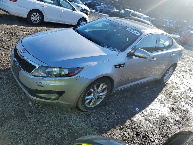 KIA OPTIMA EX 2013 مع رقم تعريف المركبة 5XXGN4A70DG182791 - صورة من المزاد