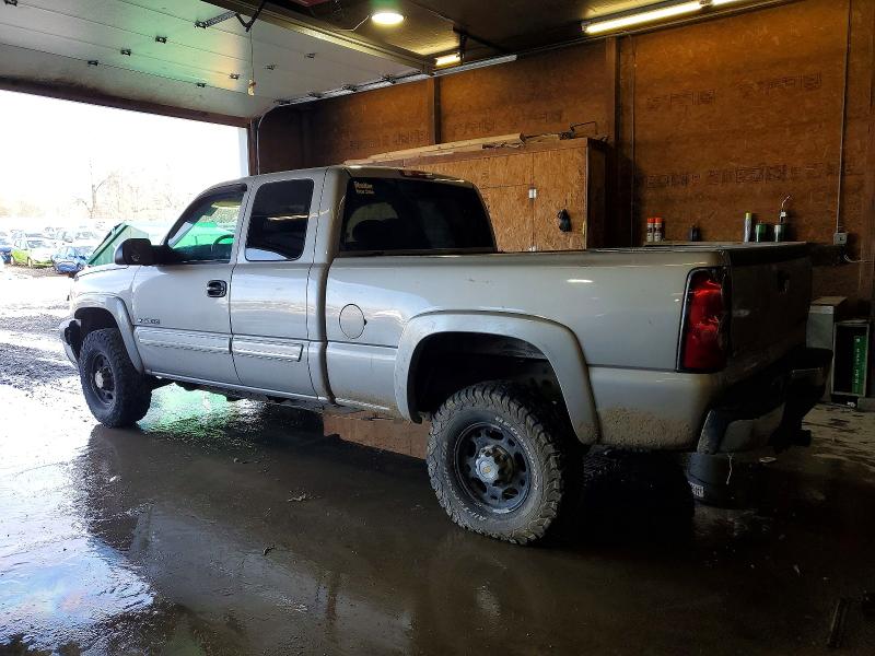 Photo 2 from auction – 2004 CHEVROLET SILVERADO with VIN 1GCHC29UX4E168734