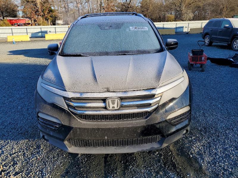 Photo 5 from auction – 2017 HONDA PILOT with VIN 5FNYF6H46HB079327