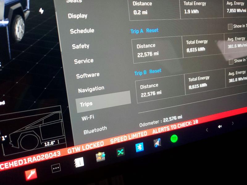 Photo 9 from auction – 2024 TESLA CYBERTRUCK with VIN 7G2CEHED1RA026043