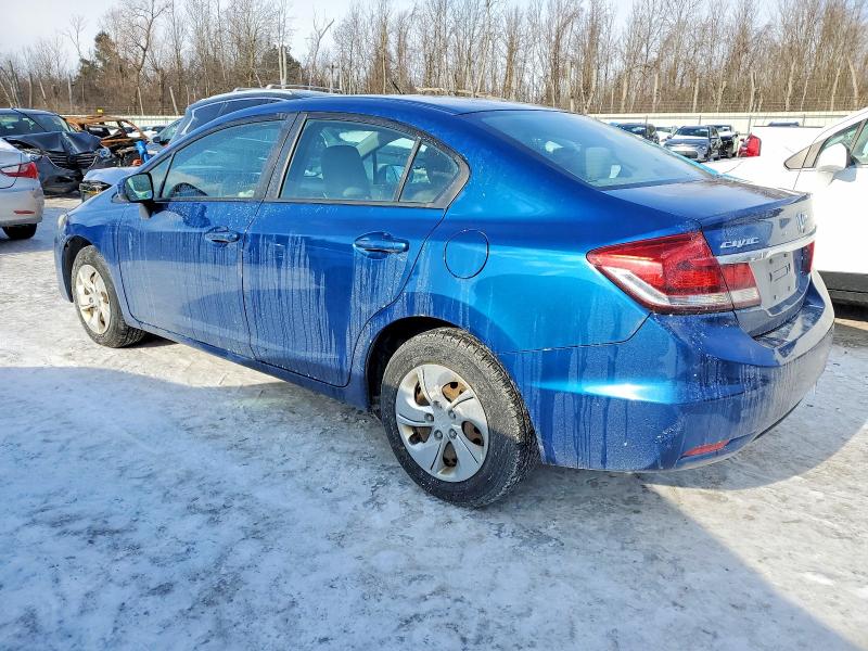 Фото 2 с аукциона – 2015 HONDA CIVIC LX с VIN 2HGFB2F57FH548408