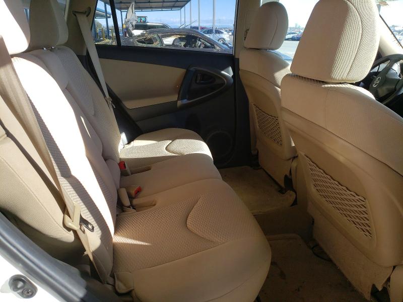 Photo 11 from auction – 2012 TOYOTA RAV4 with VIN 2T3BF4DV6CW267650