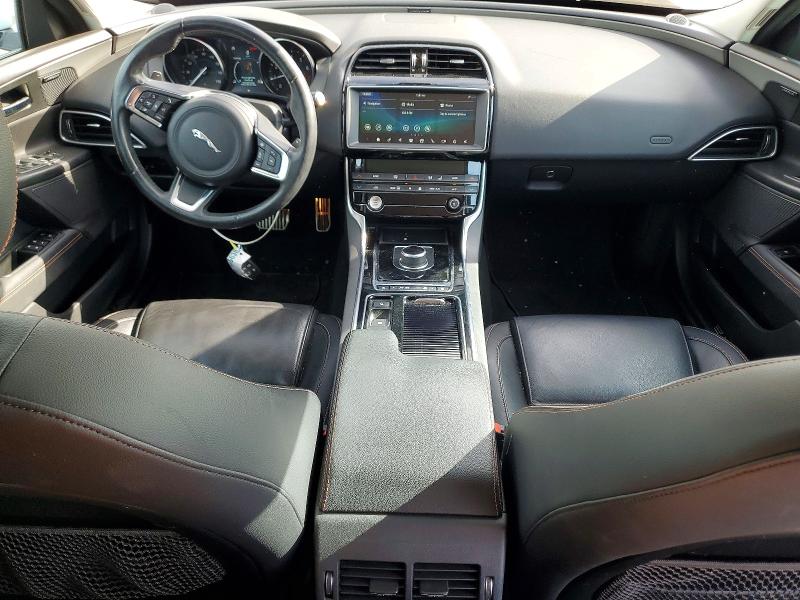 Photo 8 from auction – 2019 JAGUAR XE with VIN SAJAE4FX4KCP46634