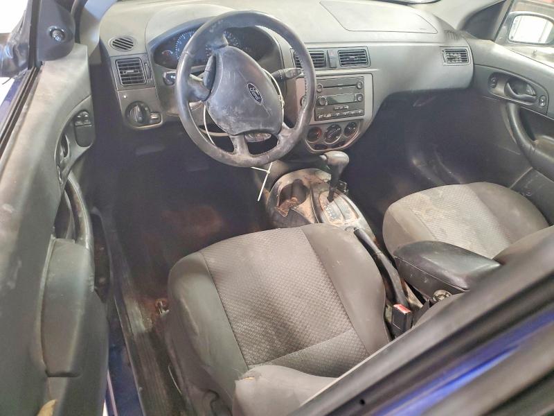 Photo 8 from auction – 2005 FORD FOCUS ZX3 with VIN 3FAFP31N85R123656