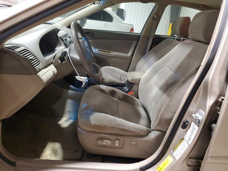 Photo 7 from auction – 2004 TOYOTA CAMRY LE with VIN 4T1BE30K74U290115