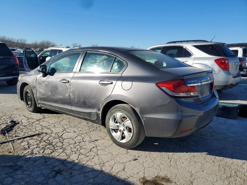 Photo 2 from auction – 2015 HONDA CIVIC LX with VIN 19XFB2F56FE120470