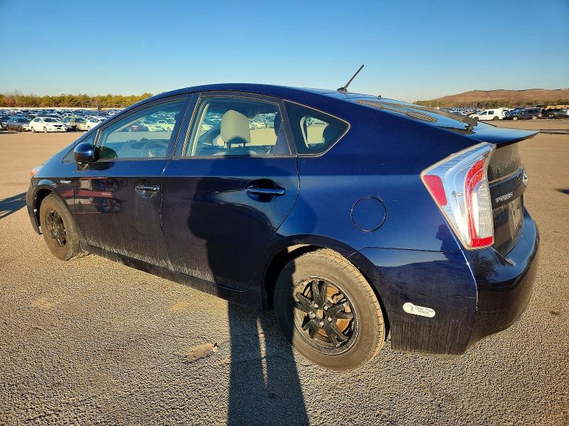 Photo 2 from auction – 2015 TOYOTA PRIUS with VIN JTDKN3DU9F0409972