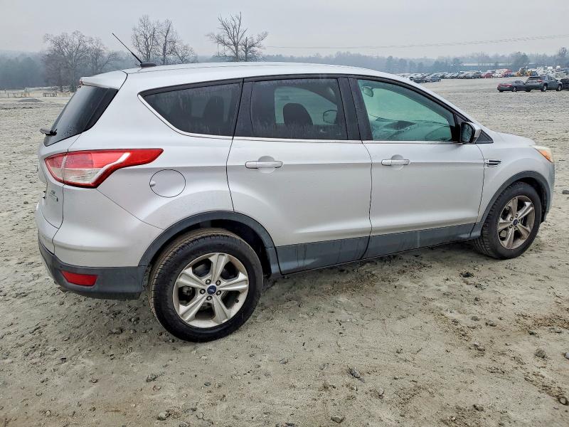 Photo 3 from auction – 2014 FORD ESCAPE SE with VIN 1FMCU0GX7EUC69810