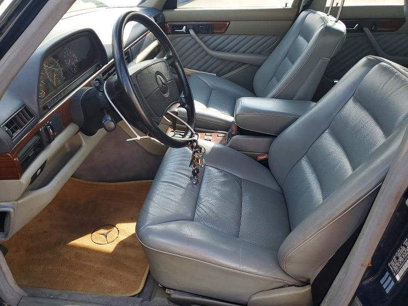 Photo 7 from auction – 1990 MERCEDES-BENZ 420 SEL with VIN WDBCA35E2LA544545