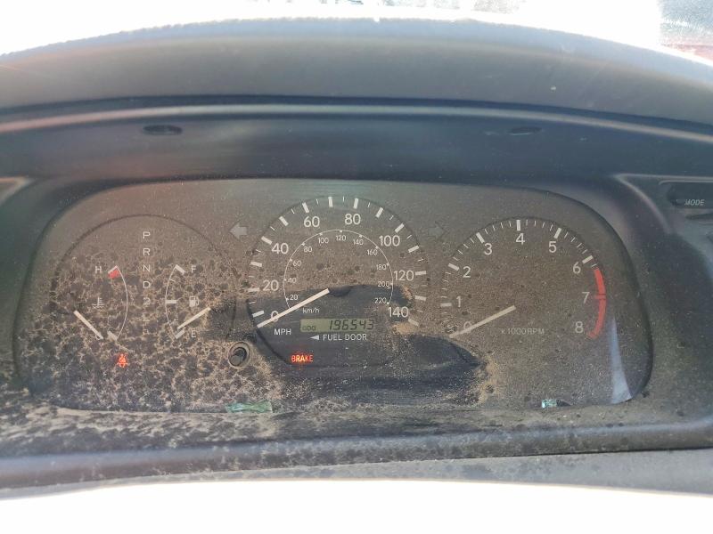 Photo 9 from auction – 2000 TOYOTA CAMRY CE with VIN 4T1BG22K3YU686727