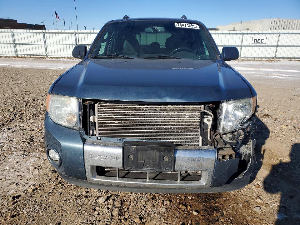 Photo 5 from auction – 2011 FORD ESCAPE LIM with VIN 1FMCU9E75BKB13957