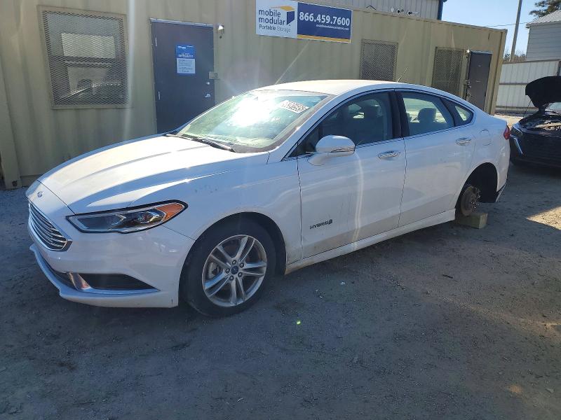 FORD FUSION 2018 with VIN 3FA6P0LUXJR198288 - Photo from auction