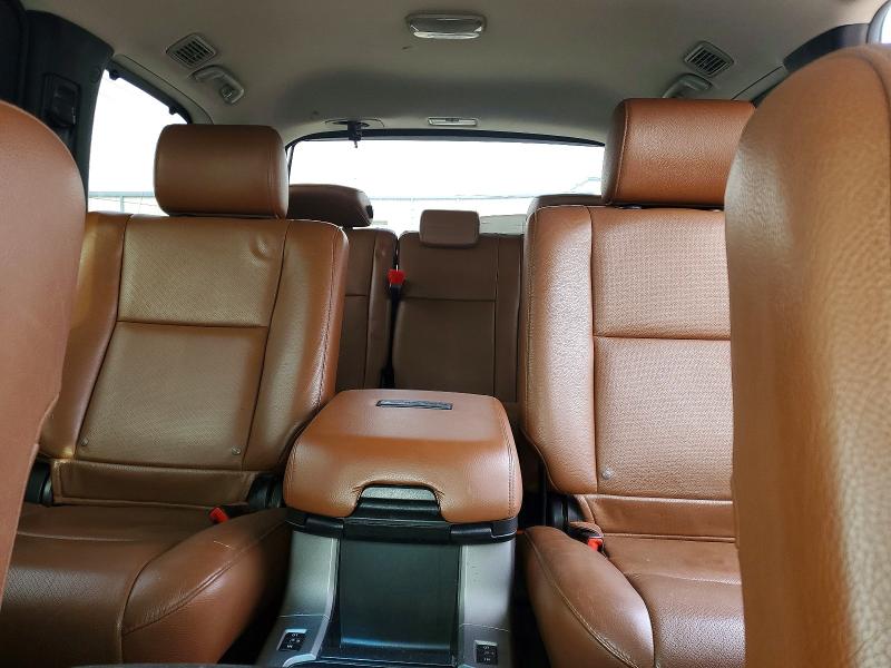 Photo 10 from auction – 2012 TOYOTA SEQUOIA with VIN 5TDDY5G17CS063331