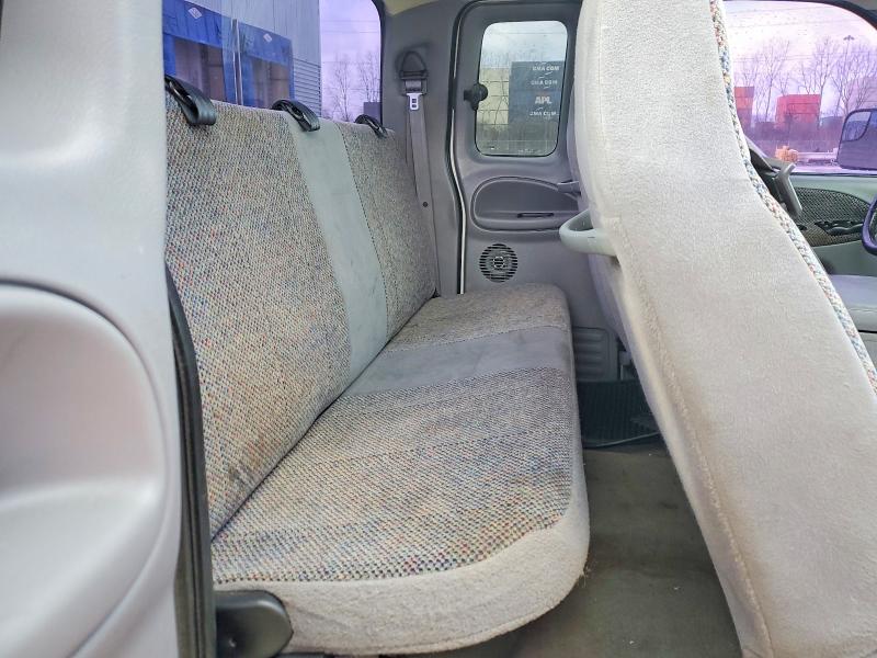 Photo 10 from auction – 2002 DODGE RAM 2500 with VIN 3B7KF23C32M295295