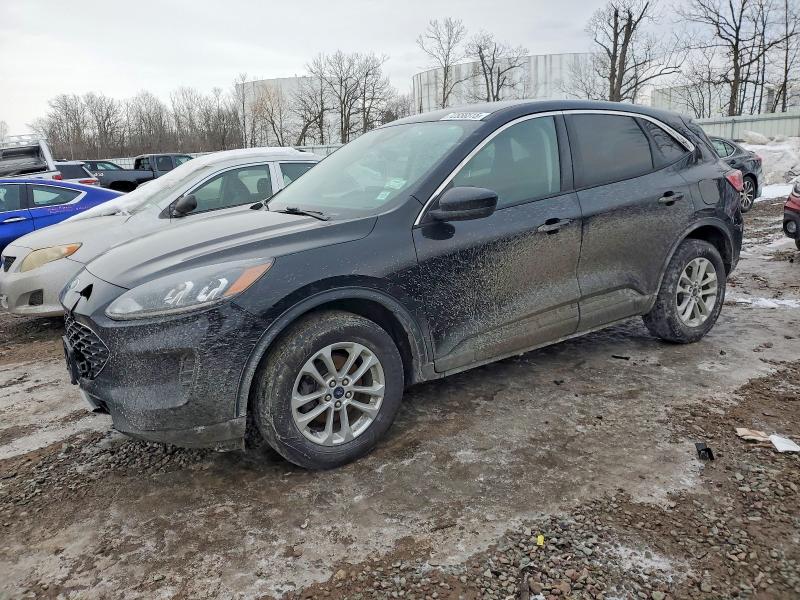 FORD ESCAPE SE 2021 with VIN 1FMCU9G66MUA42330 - Photo from auction