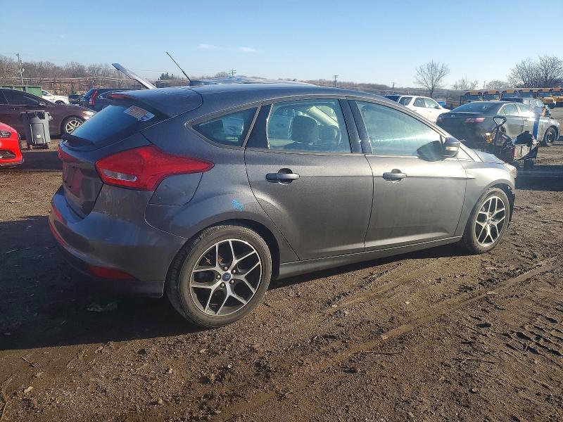 Фото 3 с аукциона – 2017 FORD FOCUS SEL с VIN 1FADP3M23HL311397