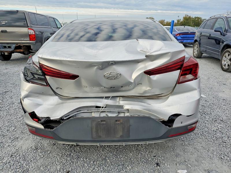 Photo 6 from auction – 2019 HYUNDAI ELANTRA with VIN 5NPD74LF5KH486895