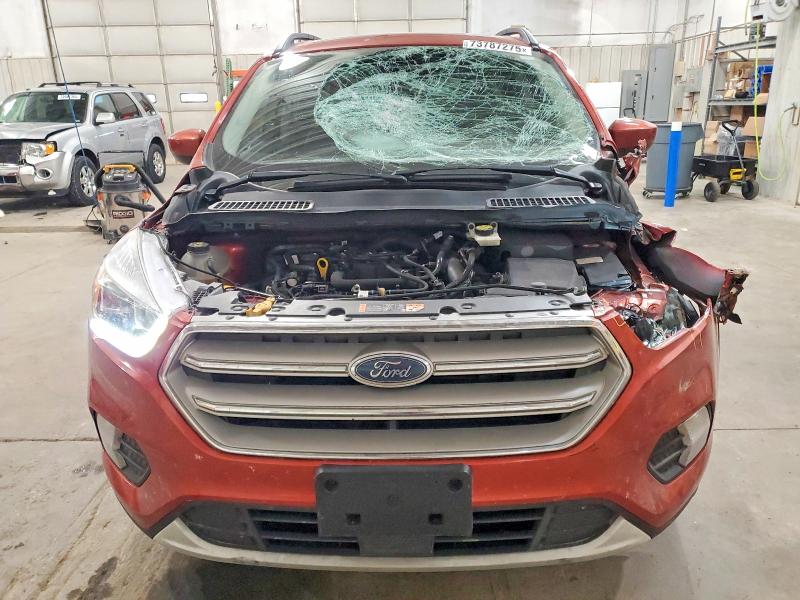 Photo 5 from auction – 2019 FORD ESCAPE with VIN 1FMCU0HD2KUC35614