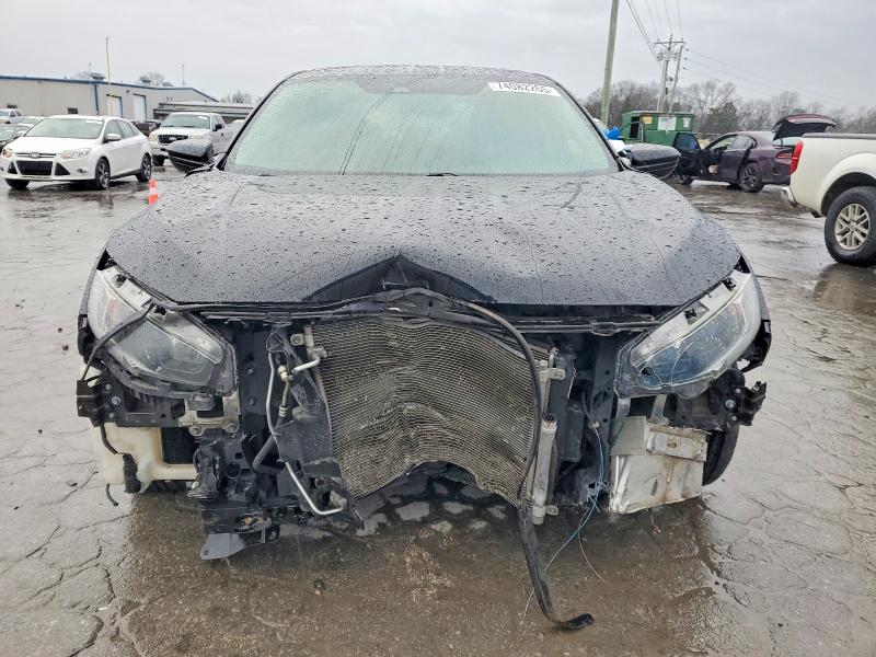 Photo 5 from auction – 2019 HONDA CIVIC with VIN 19XFC2F69KE019049