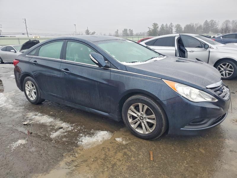 Photo 4 from auction – 2014 HYUNDAI SONATA GLS with VIN 5NPEB4ACXEH943586